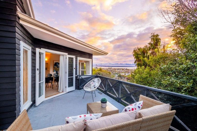 Photo of property in 73 Tosswill Road, Tahunanui, Nelson, 7011