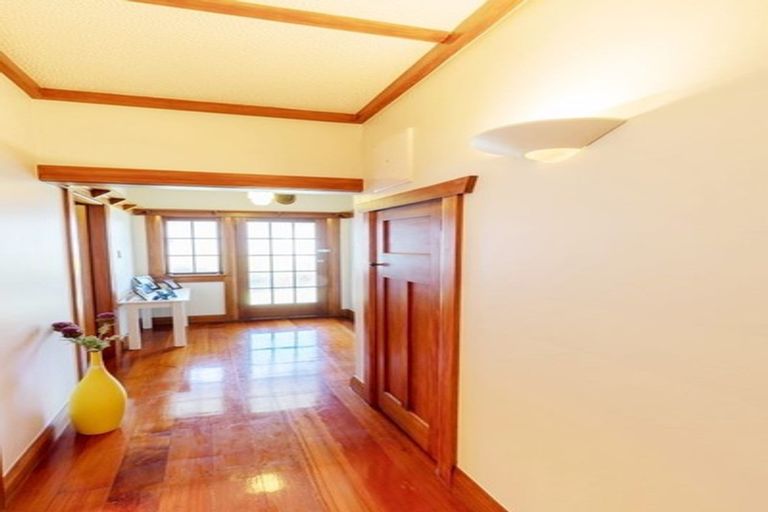 Photo of property in 11 Seyton Street, Stratford, 4332