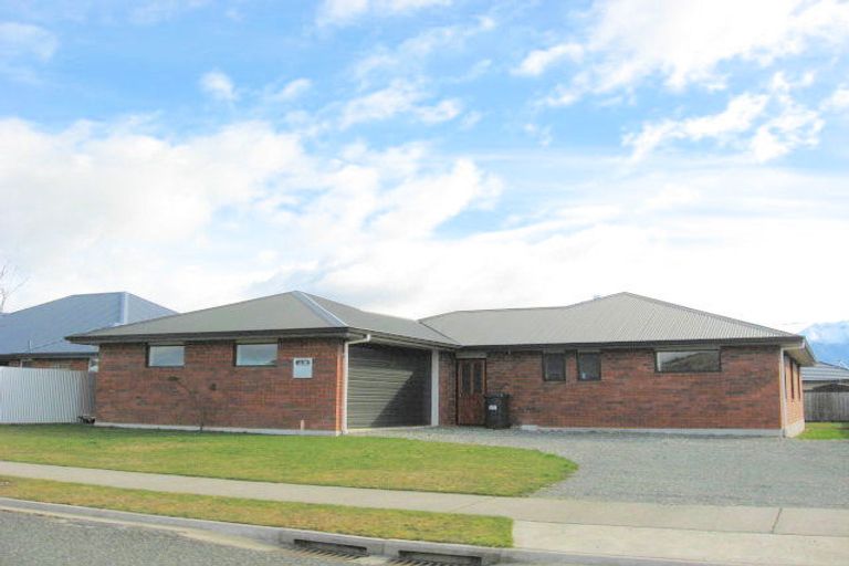 Photo of property in 12 Lawson Burrows Crescent, Te Anau, 9600