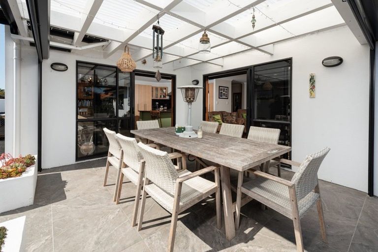 Photo of property in 24 Ohope Place, Papamoa Beach, Papamoa, 3118