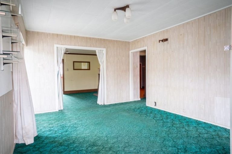 Photo of property in 98 Wood Street, Takaro, Palmerston North, 4410