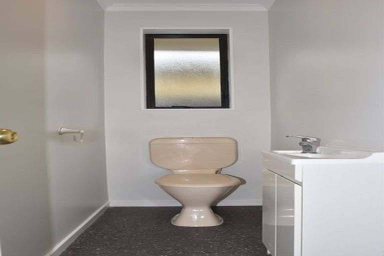Photo of property in 10 Killeen Place, Flat Bush, Auckland, 2019