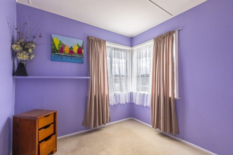 Photo of property in 4 Woburn Street, Waipukurau, 4200