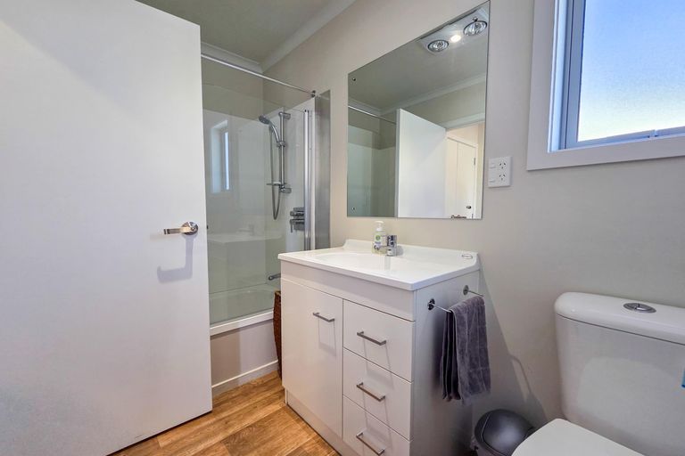 Photo of property in 33 Mistake Drive, Lake Tekapo, 7999