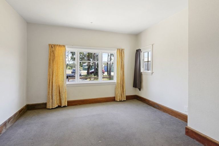 Photo of property in 1467 Main Road North, Waikuku, Rangiora, 7473