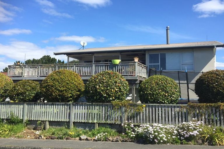 Photo of property in 18 Franklin Street, Opua, 0200