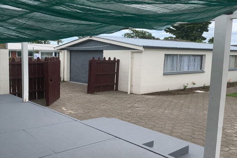 Photo of property in 3 Milnebank Street, Upper Riccarton, Christchurch, 8041