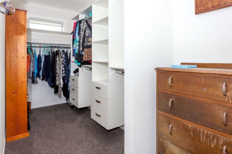 Photo of property in 170 Golden Shore Place, Coromandel, 3506