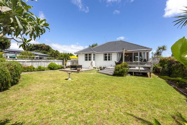 Photo of property in 21 Arthur Street, Paraparaumu Beach, Paraparaumu, 5032