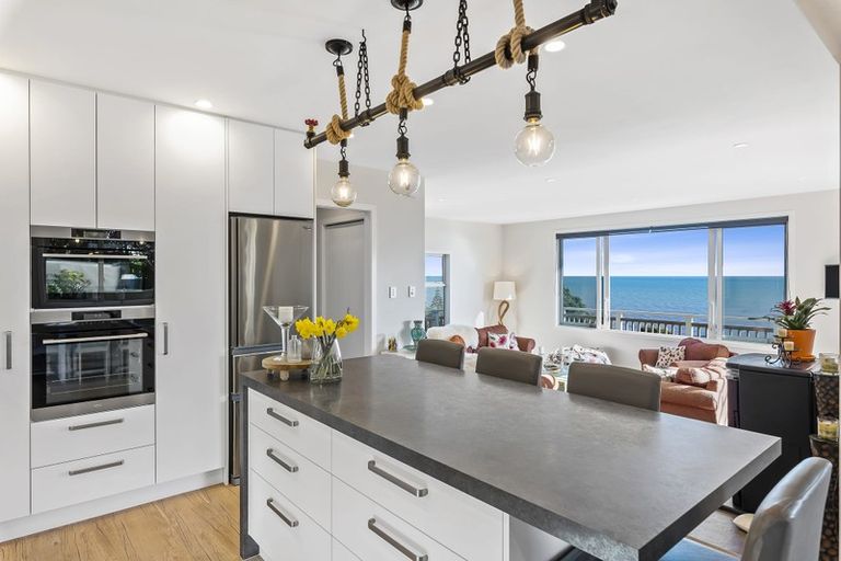 Photo of property in 75 The Esplanade, Raumati South, Paraparaumu, 5032