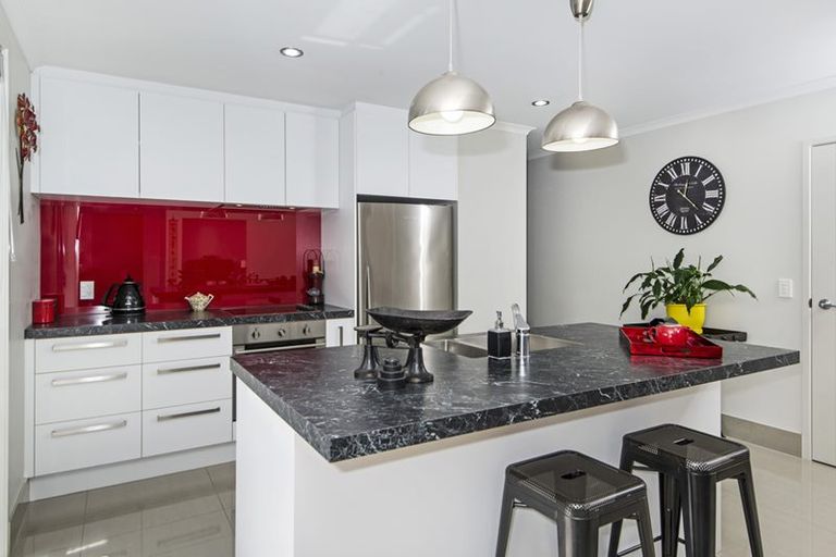 Photo of property in 19 Mark Ball Drive, Pokeno, 2402