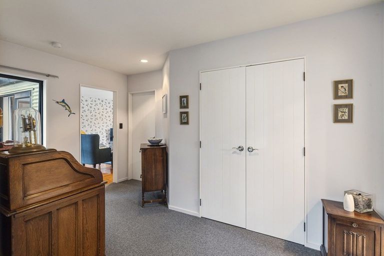 Photo of property in 13 Sylvia Way, Te Horo Beach, Otaki, 5581