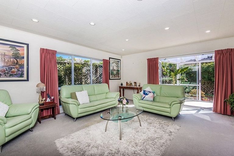 Photo of property in 8a Kipling Street, Johnsonville, Wellington, 6037