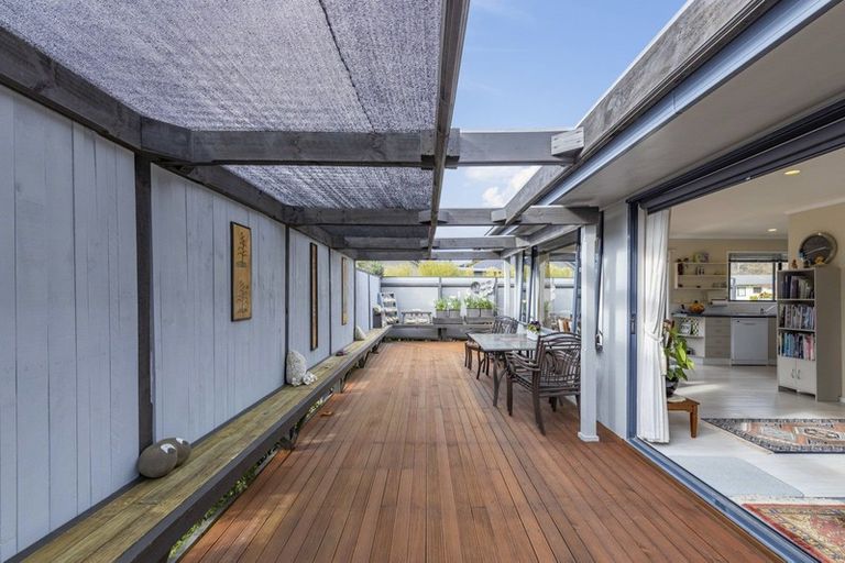 Photo of property in 14 Lakemere Way, Kinloch, Taupo, 3377