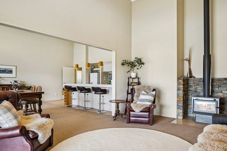 Photo of property in 51 Westreca Ridge Lane, Queensberry, Cromwell, 9383