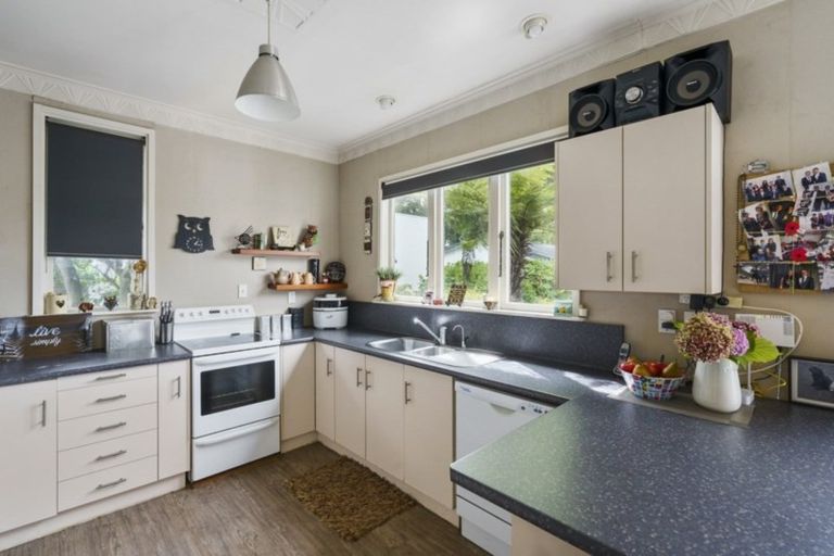 Photo of property in 303 Botanical Road, West End, Palmerston North, 4412