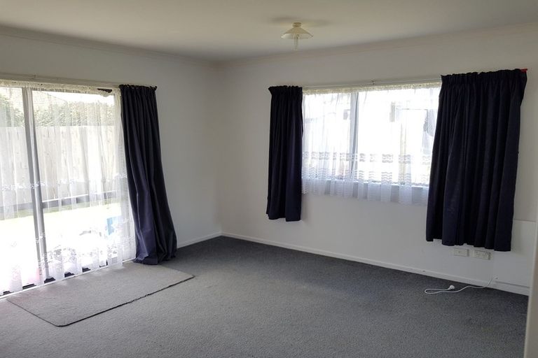 Photo of property in 5 List Street, Welbourn, New Plymouth, 4310