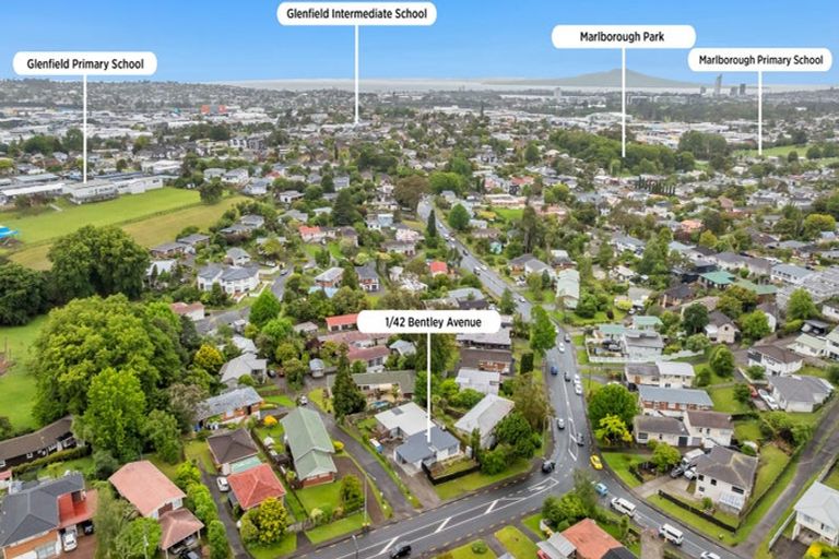 Photo of property in 1/42 Bentley Avenue, Glenfield, Auckland, 0629