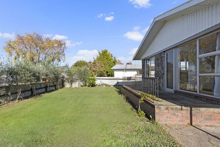 Photo of property in 19 Joanna Place, Deanwell, Hamilton, 3206