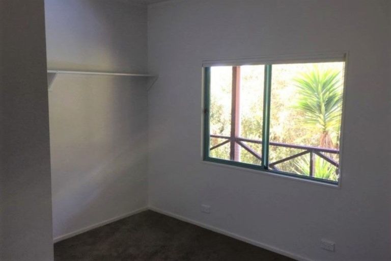 Photo of property in 393 Kahikatea Flat Road, Waitoki, Kaukapakapa, 0871