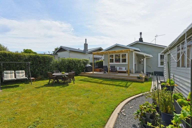Photo of property in 29 Cambridge Terrace, Masterton, 5810