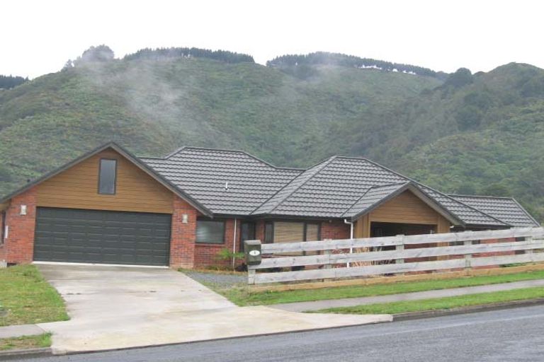 Photo of property in 9 Grace Nicholls Grove, Riverstone Terraces, Upper Hutt, 5018