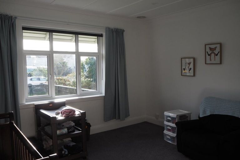 Photo of property in 2 Titoki Street, Alicetown, Lower Hutt, 5010