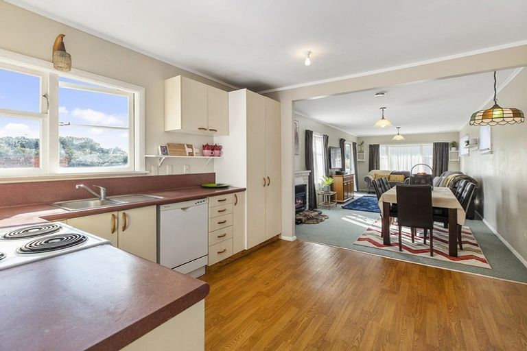 Photo of property in 97 Bell Street, Tawa, Wellington, 5028