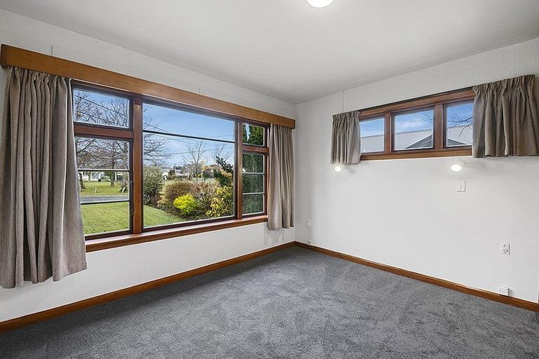 Photo of property in 15 Nicholas Drive, Linwood, Christchurch, 8062