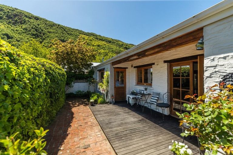 Photo of property in 21a Nairn Street, Arrowtown, 9302