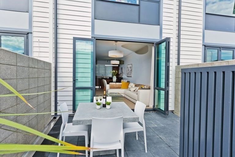 Photo of property in 86 Norwood Drive, Flat Bush, Auckland, 2019