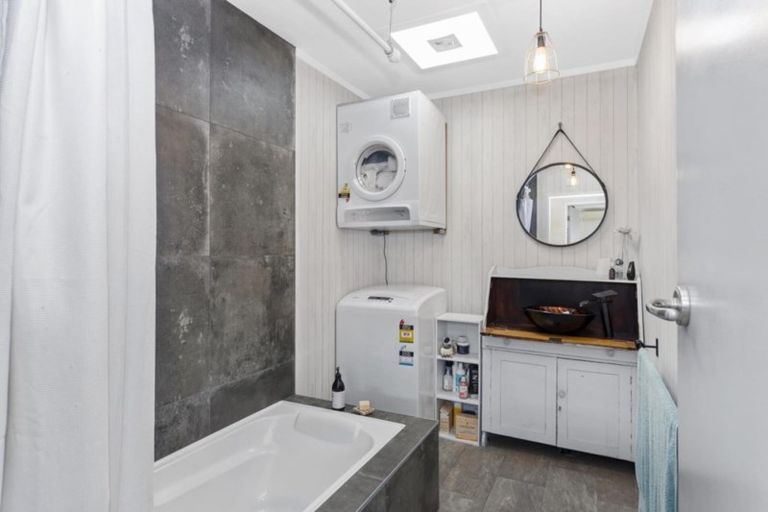 Photo of property in 40 Pine Avenue, Otumoetai, Tauranga, 3110