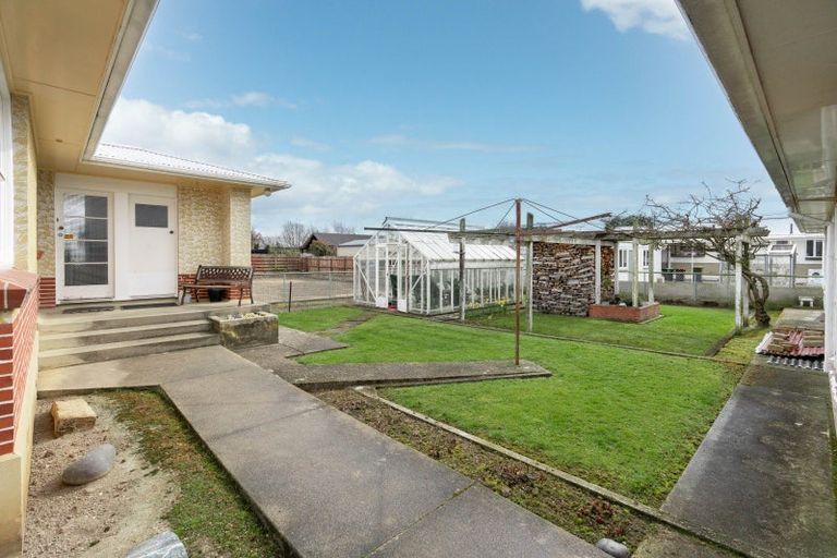 Photo of property in 27 Thames Street, Mosgiel, 9024