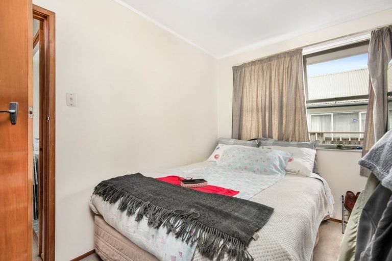 Photo of property in 1/135 Titirangi Road, New Lynn, Auckland, 0600
