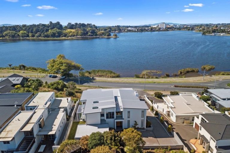 Photo of property in 73 Lake Domain Drive, Frankton, Hamilton, 3204