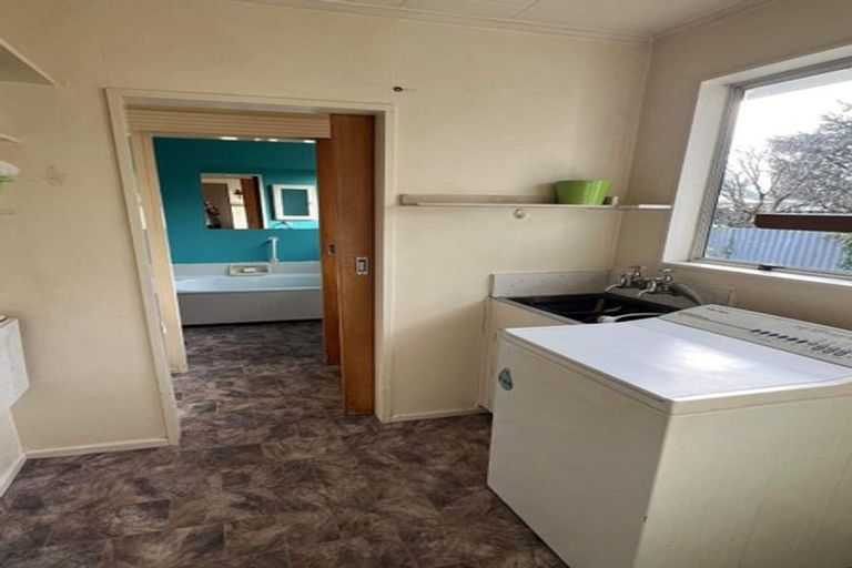 Photo of property in 5 Tait Place, Carterton, 5713