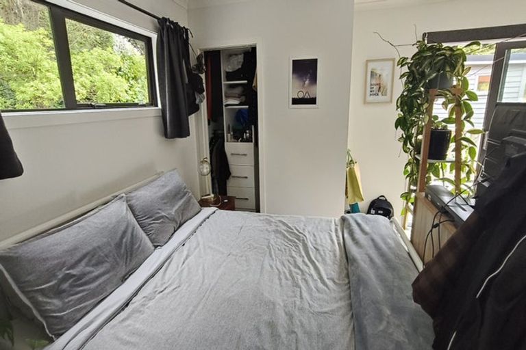 Photo of property in 8 Silverstream Road, Crofton Downs, Wellington, 6035