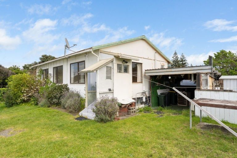 Photo of property in 4a Manuka Street, Otaki Beach, Otaki, 5512