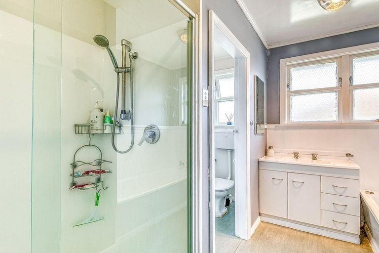 Photo of property in 30 Paenui Street, Titahi Bay, Porirua, 5022