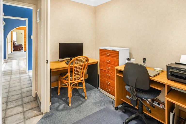 Photo of property in 51 Glen Lynne Avenue, Queenwood, Hamilton, 3210