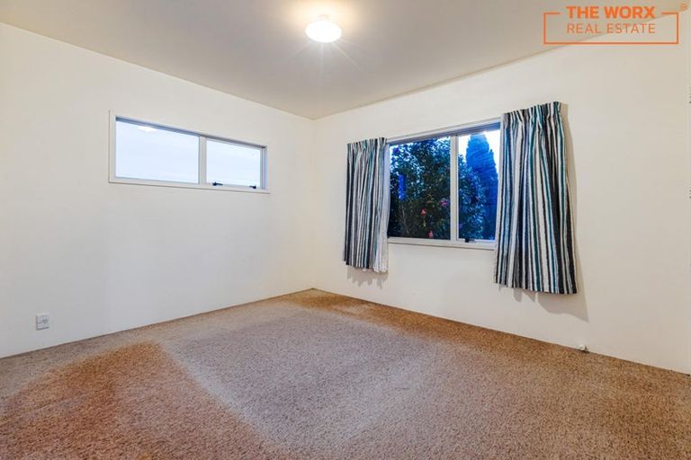Photo of property in 35 Limond Street, Randwick Park, Auckland, 2105