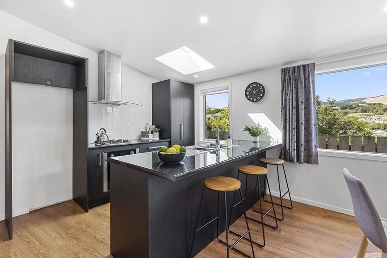 Photo of property in 29 Mascot Street, Tawa, Wellington, 5028