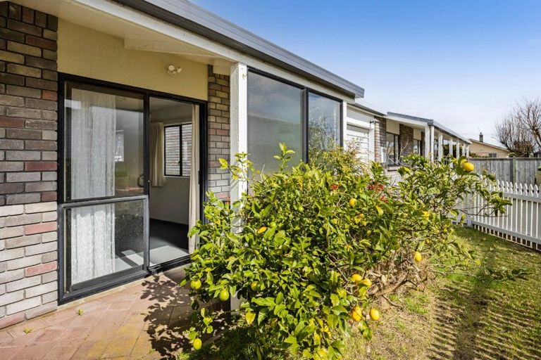 Photo of property in 26 Richmond Street, Fitzroy, New Plymouth, 4312