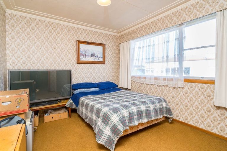 Photo of property in 207 Oxford Street, South Dunedin, Dunedin, 9012