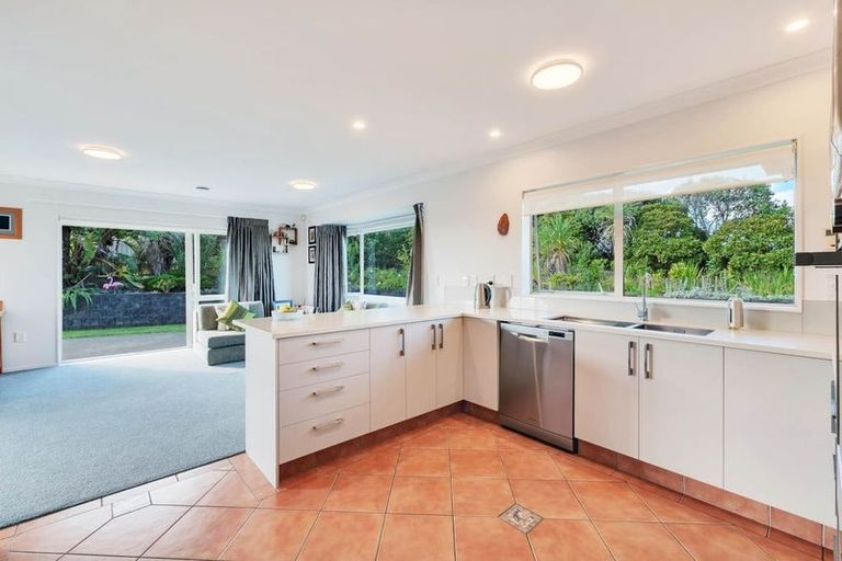 Photo of property in 150 Kennedy Road, Dairy Flat, Albany, 0792