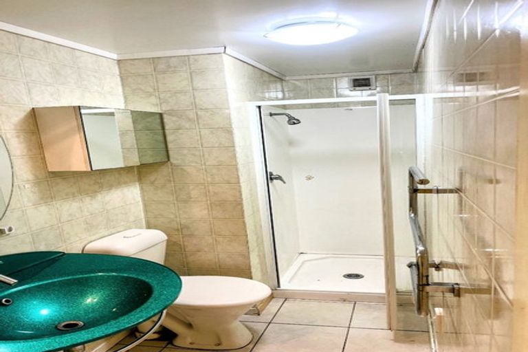 Photo of property in 51c Mandalay Terrace, Khandallah, Wellington, 6035