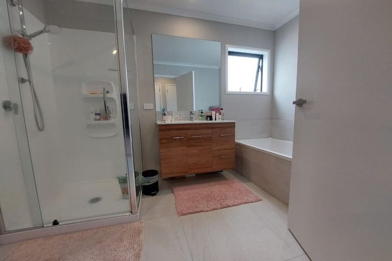 Photo of property in 36 Pukewhero Rise, Westgate, Auckland, 0614