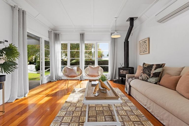 Photo of property in 50 Brookvale Road, Havelock North, 4130