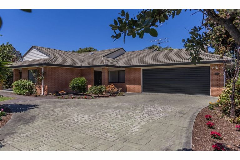 Photo of property in 35 Motutapu Avenue, Manly, Whangaparaoa, 0930