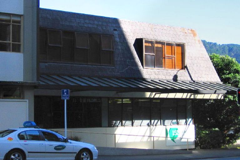 Photo of property in Hume House, 152 The Terrace, Wellington Central, Wellington, 6011